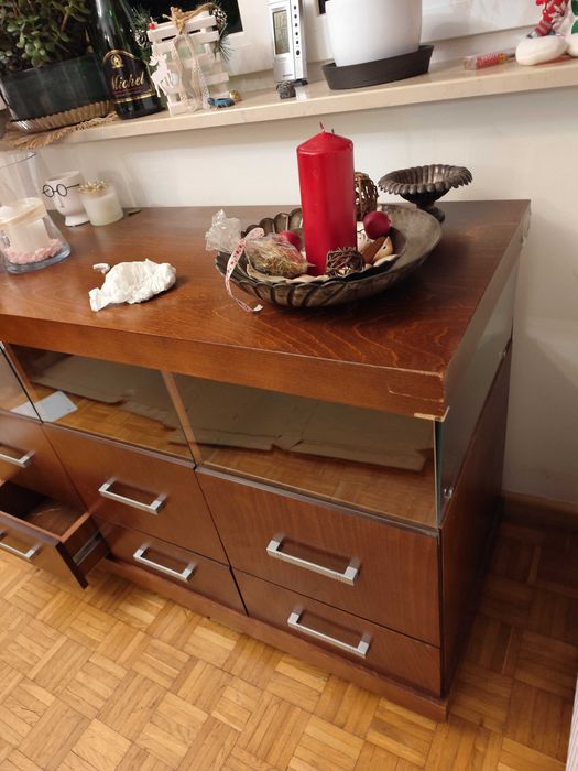 Szafka komoda witryna