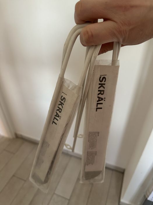 Wieszaki na krzesła do szafy ikea