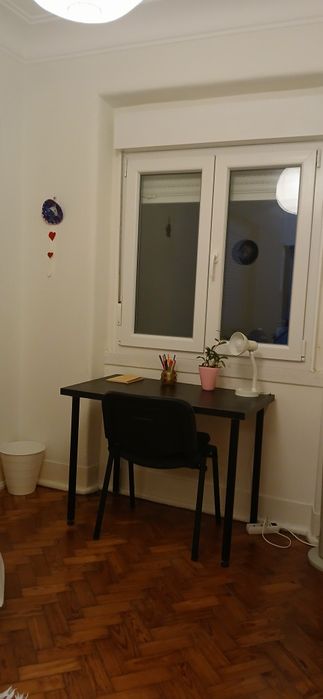 Quarto para arrendar