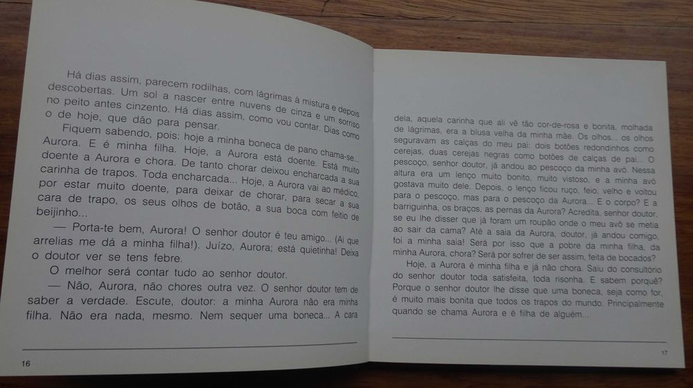 Um Sorriso Que Não Queria Dormir de Alexandre Honrado