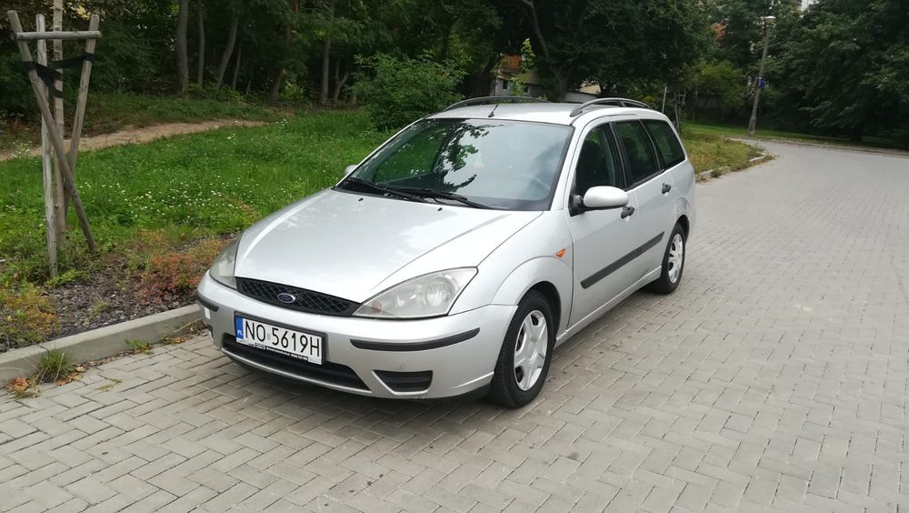 Sprzedam Forda Focusa 1.8 diesel dobry motor auto w kombi