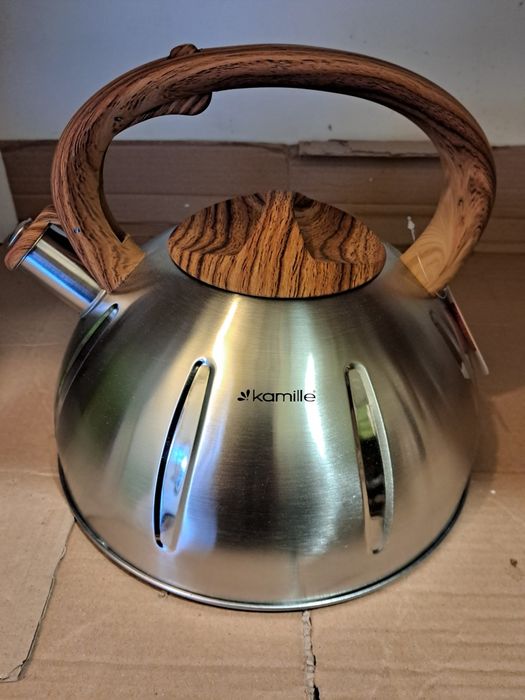 Чайник наплитний зі свистком Kamille