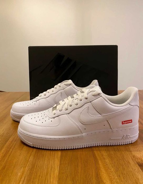 Nike Air Force 1 Low Supreme White R.40