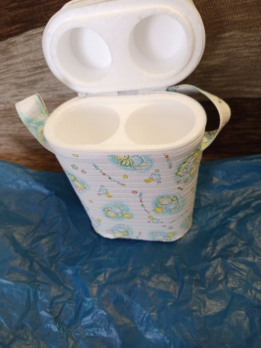 Термоконтейнер для дитячих пляшечок подвійний