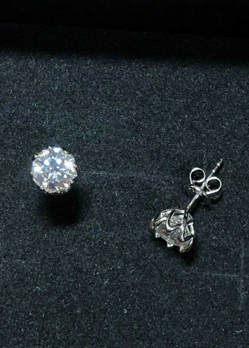 Пусеты серебро с муассанитами 2.4 карат