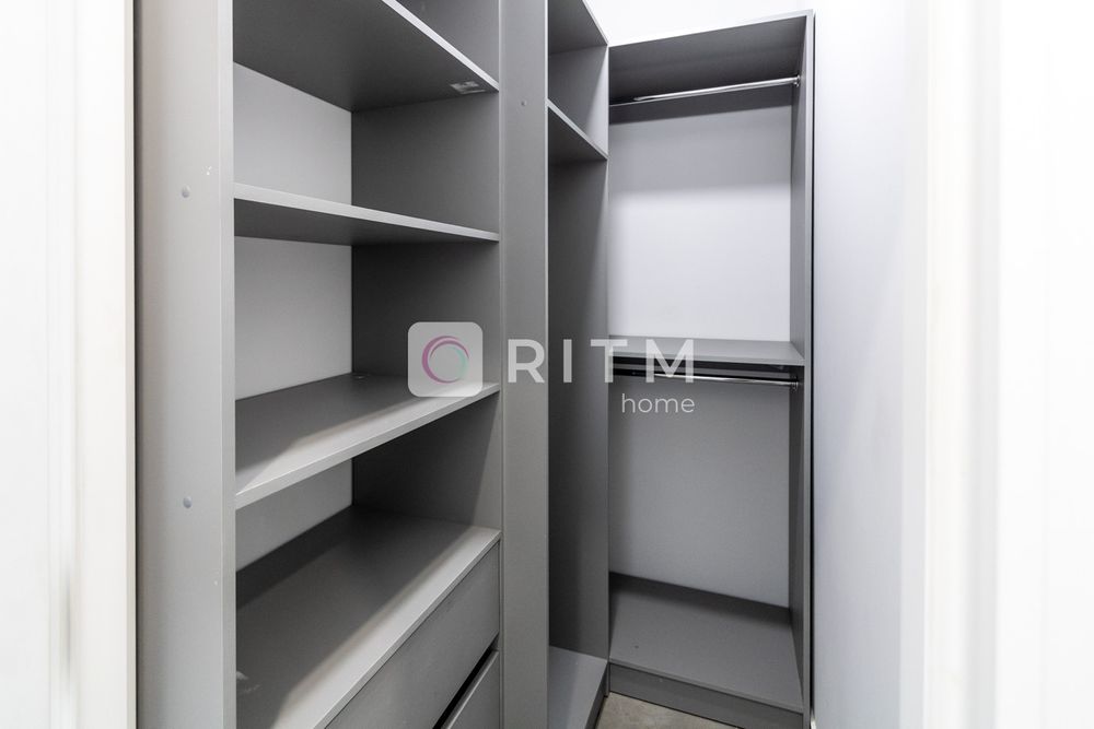 Здається в оренду квартира з меблями і технікою в центрі міста