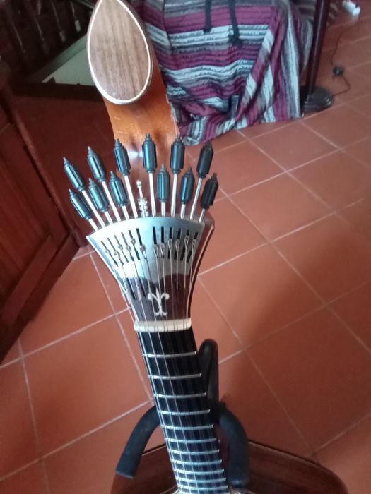 Guitarra Portuguesa "Flor do Lys".