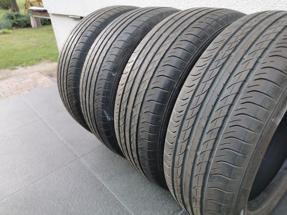 Opony DUNLOP 235/60/18