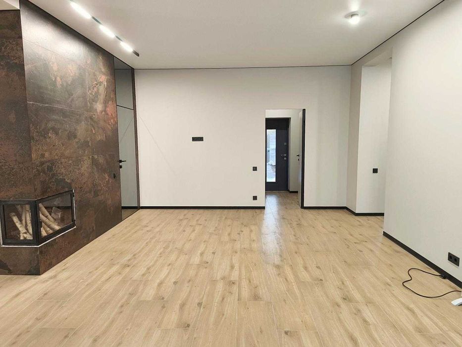 Дмитрівка Будинок з ремонтом Укриття Камін 132 м2 14 соток