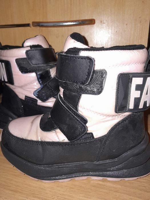 Дутики , Шкіряні  черевички для дівчинки, літні  босоніжки шкірянні