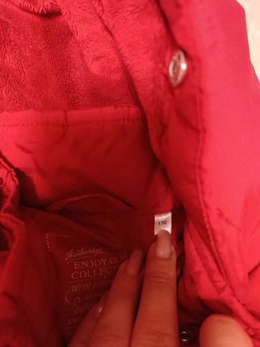 Куртка на дівчинку підлітка