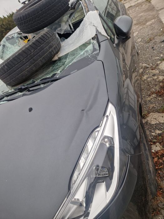 Maska Peugeot 208 I lift 2017r. KTP uszkodzona