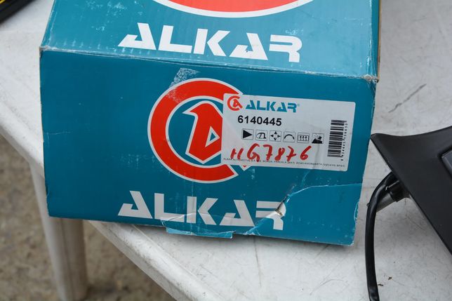 alt