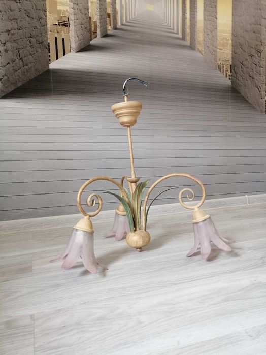 Żyrandol trzypunktowy