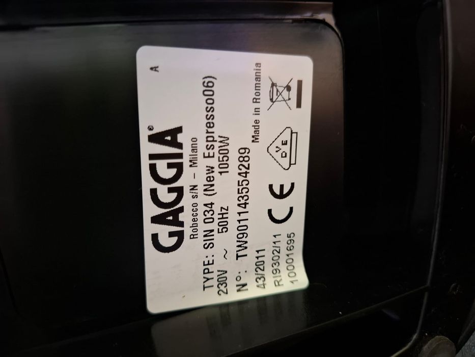 Продам ручну кавоварку