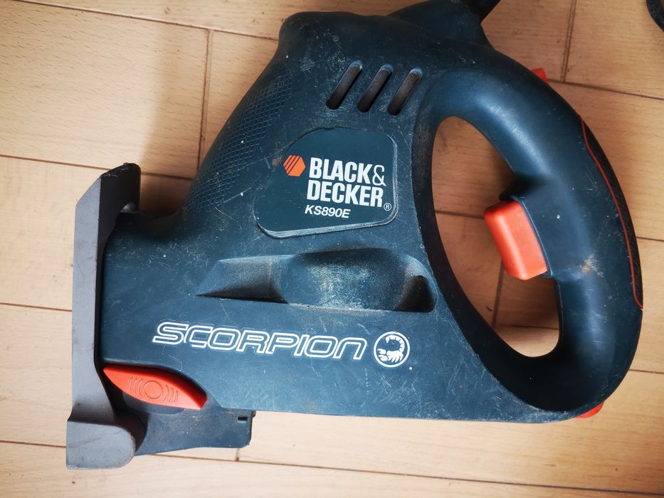 Ножовка Black&decker робоча