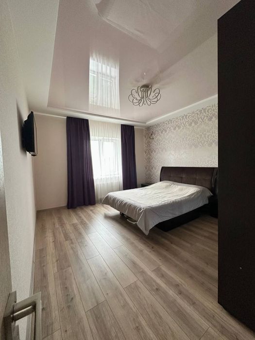 Будинок Веретенівка (Версаль)