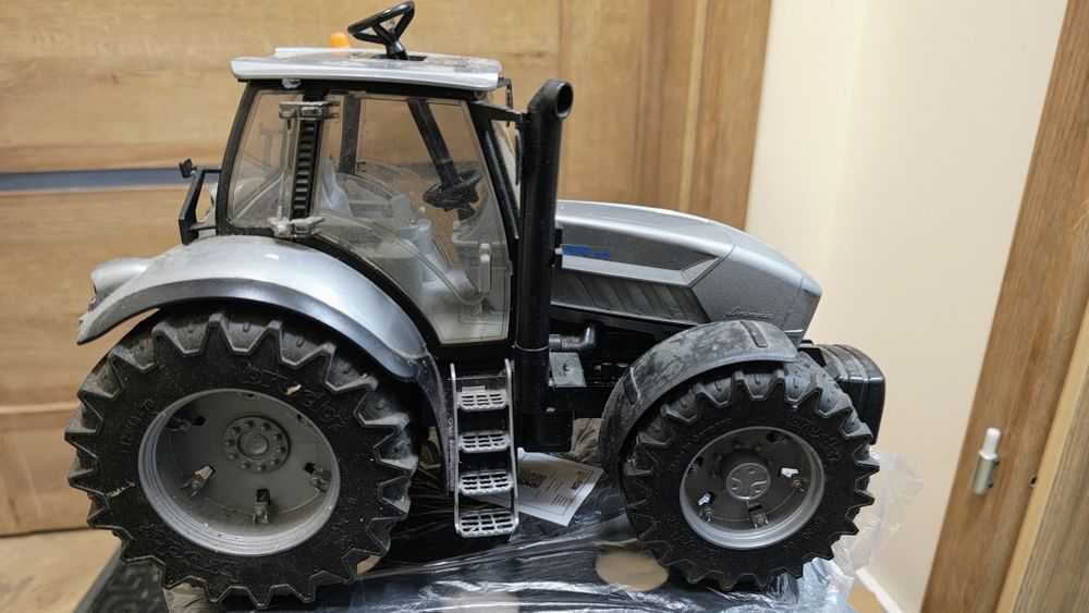 Brudee traktor lamborghini