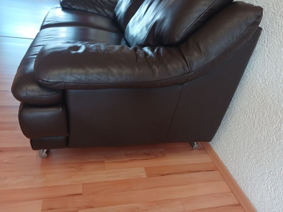 Шкіряний диван продам