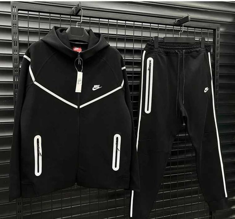 Nike Tech Fleece Reflective. Rozmiar M. Nowy