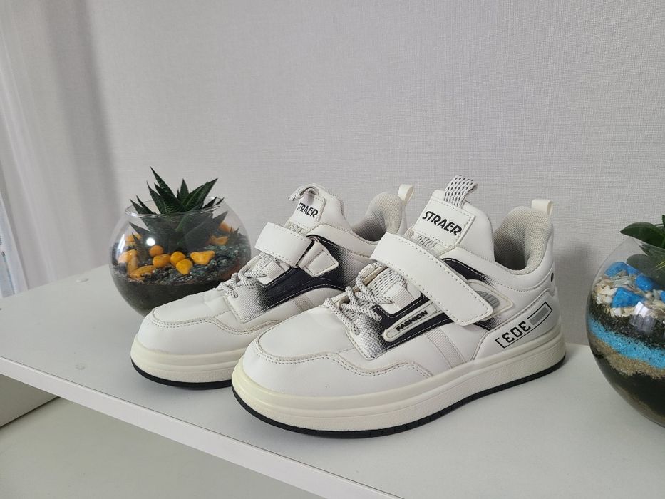 Кросівки хайтопи 32
Устілка 20 см, розмір вказаний 32