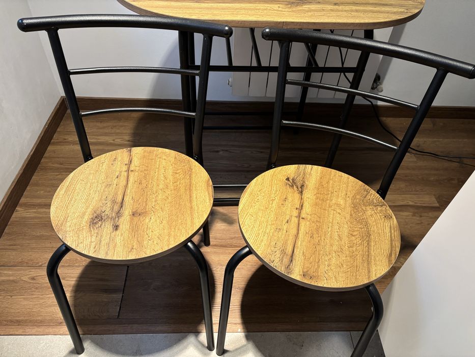 Conjunto de mesa com 2 cadeiras