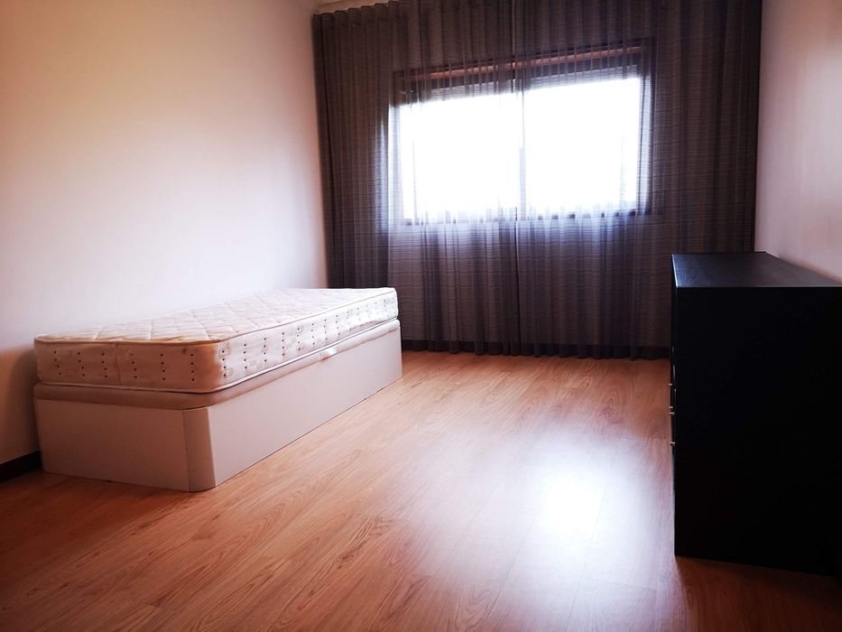 T3 Areosa-Rio Tinto Condominio Fechado