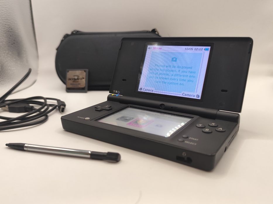 Nintendo DSi Preta (Black) – Excelente Estado+ Aceckard + Carregador USB+ Estojo