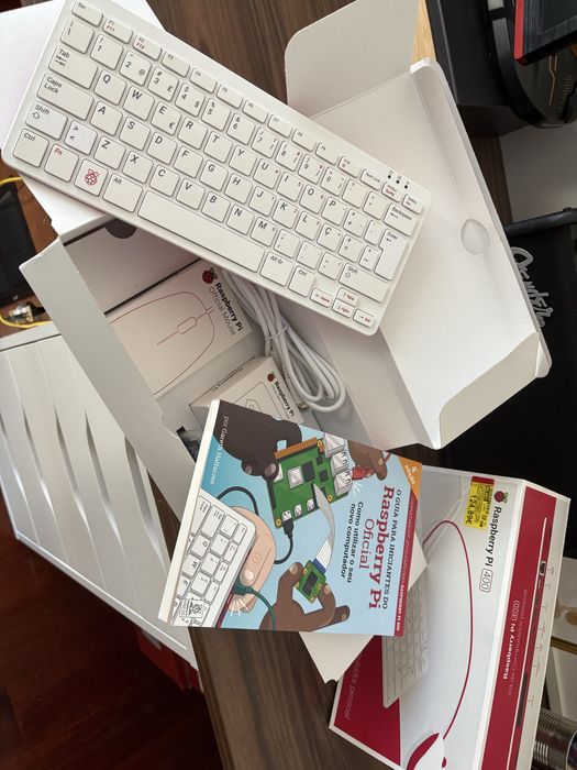 Raspbery Pi 400 - kit completo