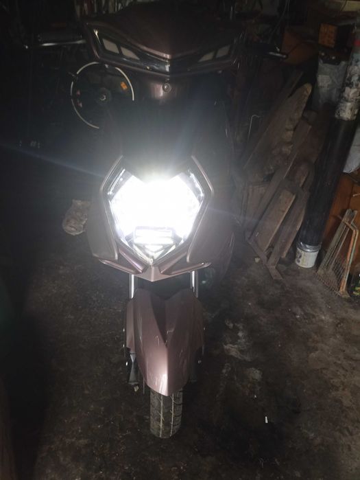 Електроскутер в гарному стані