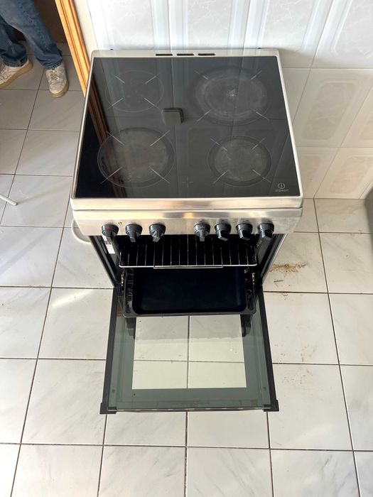 Fogão elétrico com placa de indução