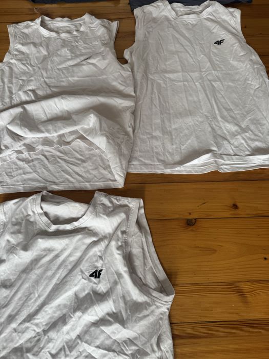 8 tshirt 4f + sweter