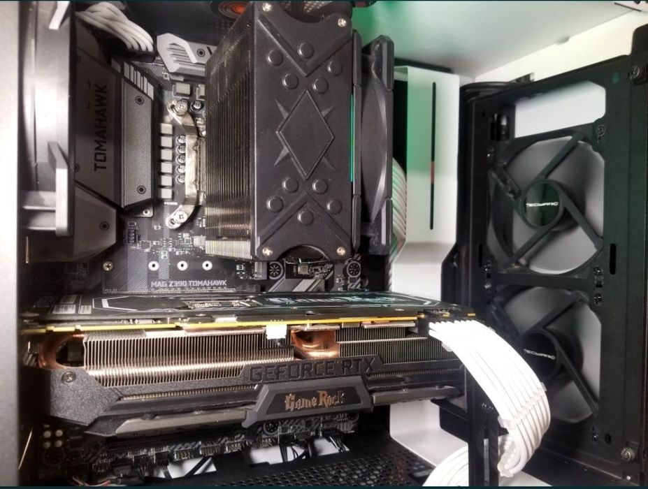 Игровой компьютер i7 9700K / RTX 2080 Super / Z390 / 16GB RAM
