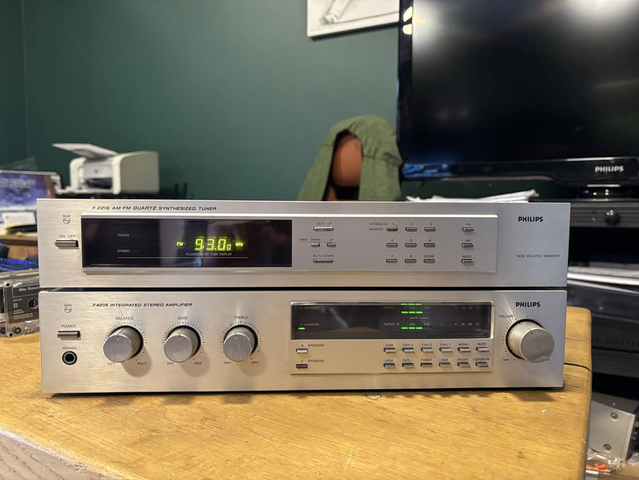 Philips F4215  wzmacniacz+ Philips F2216 tuner