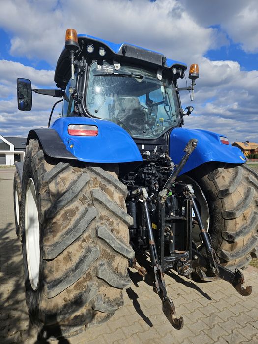 New Holland T7 230
