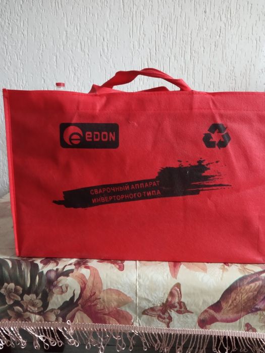 Продам инверторный сварочный аппарат