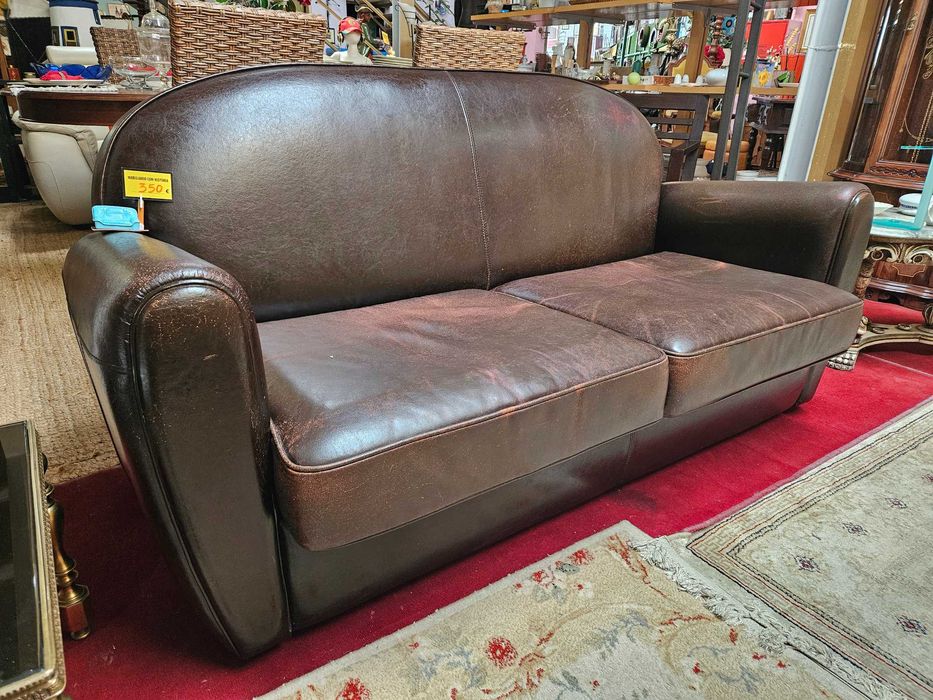 Sofá cama vintage - Couro - óptimo estado geral