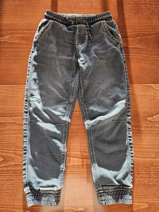 Spodnie, joggery jeans i moro