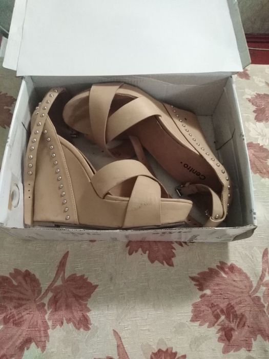 Босоніжки з Казахстану