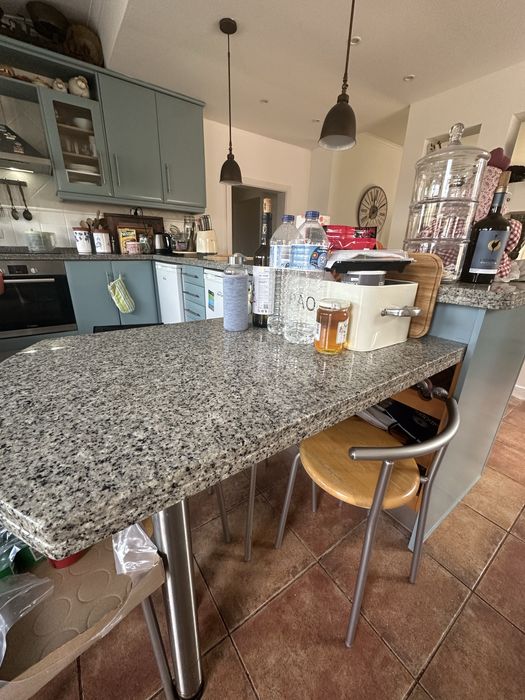 cozinha completa c/ pedra dupla em granito