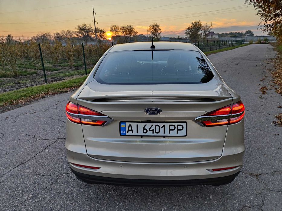 Ford Fusion Energy PlugIn Hybrid Titanium