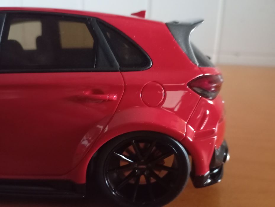 Miniaturas de carros 1.18