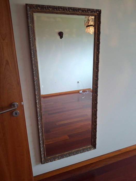 Espelho de sala ou quarto antigo