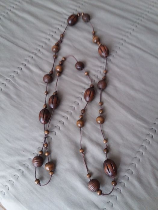 Colares novos - Marcas Conhecidas - 2€ cada