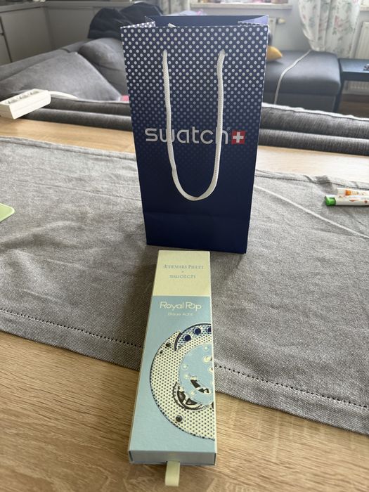 Zegarek swatch x audemars piguet blaue Acht Royal Pop