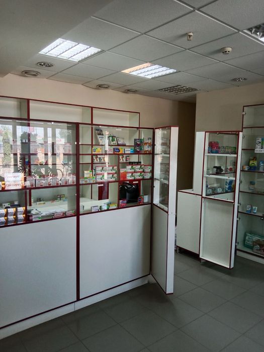 Продам аптечні меблі