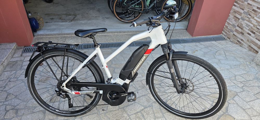 Varias bicicletas eléctricas motor bosch