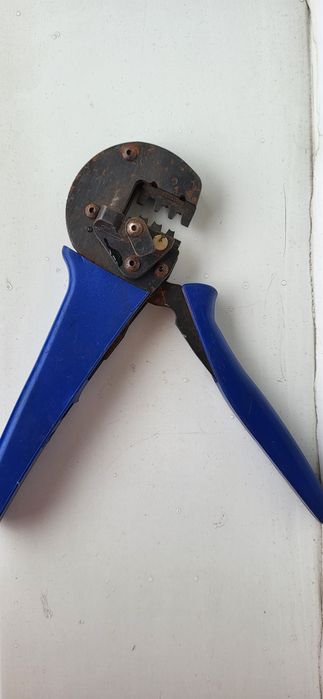 Zaciskarka szczypce do konektorów