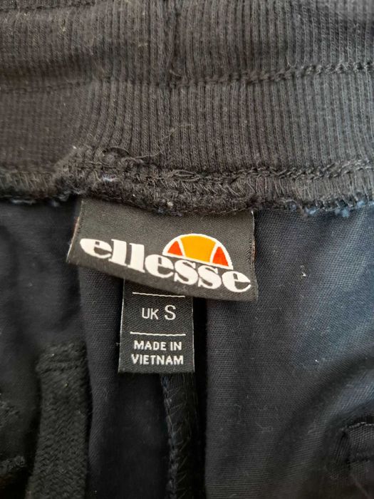 Ellesse spodnie S w pasie na gumie