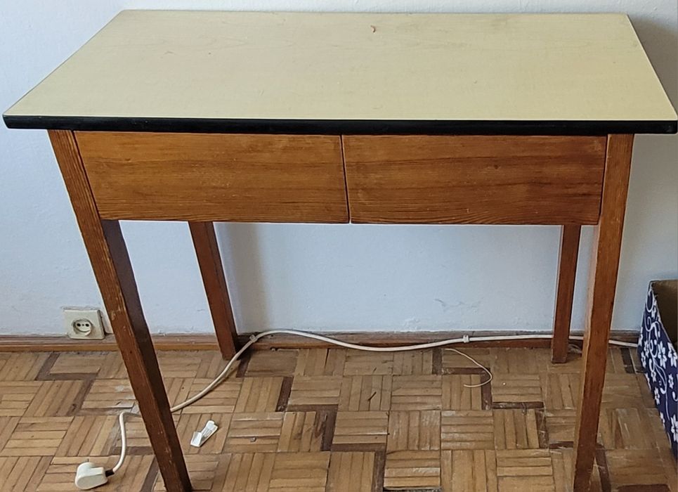 Biurko z czasów PRL